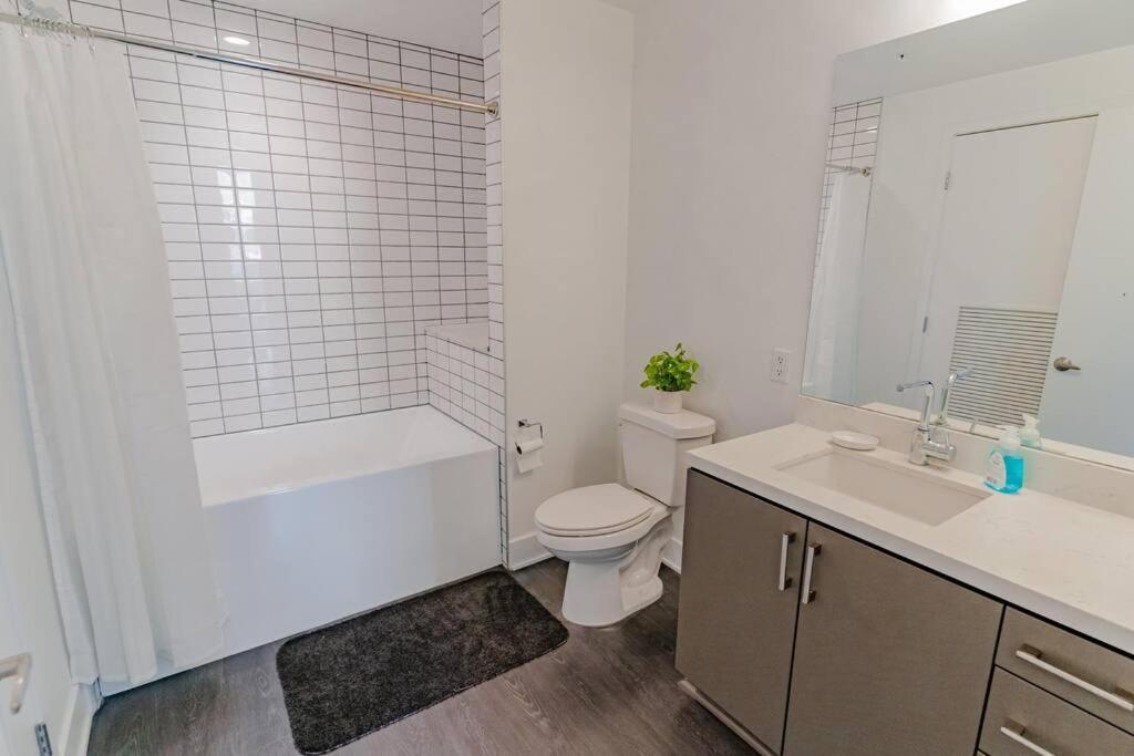 Апартаменты Downtown Paradise Escape With 2 Pools / Hot Tubs Лос-Анджелес Экстерьер фото