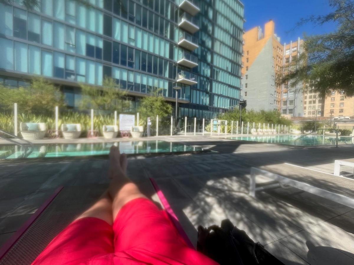 Апартаменты Downtown Paradise Escape With 2 Pools / Hot Tubs Лос-Анджелес Экстерьер фото
